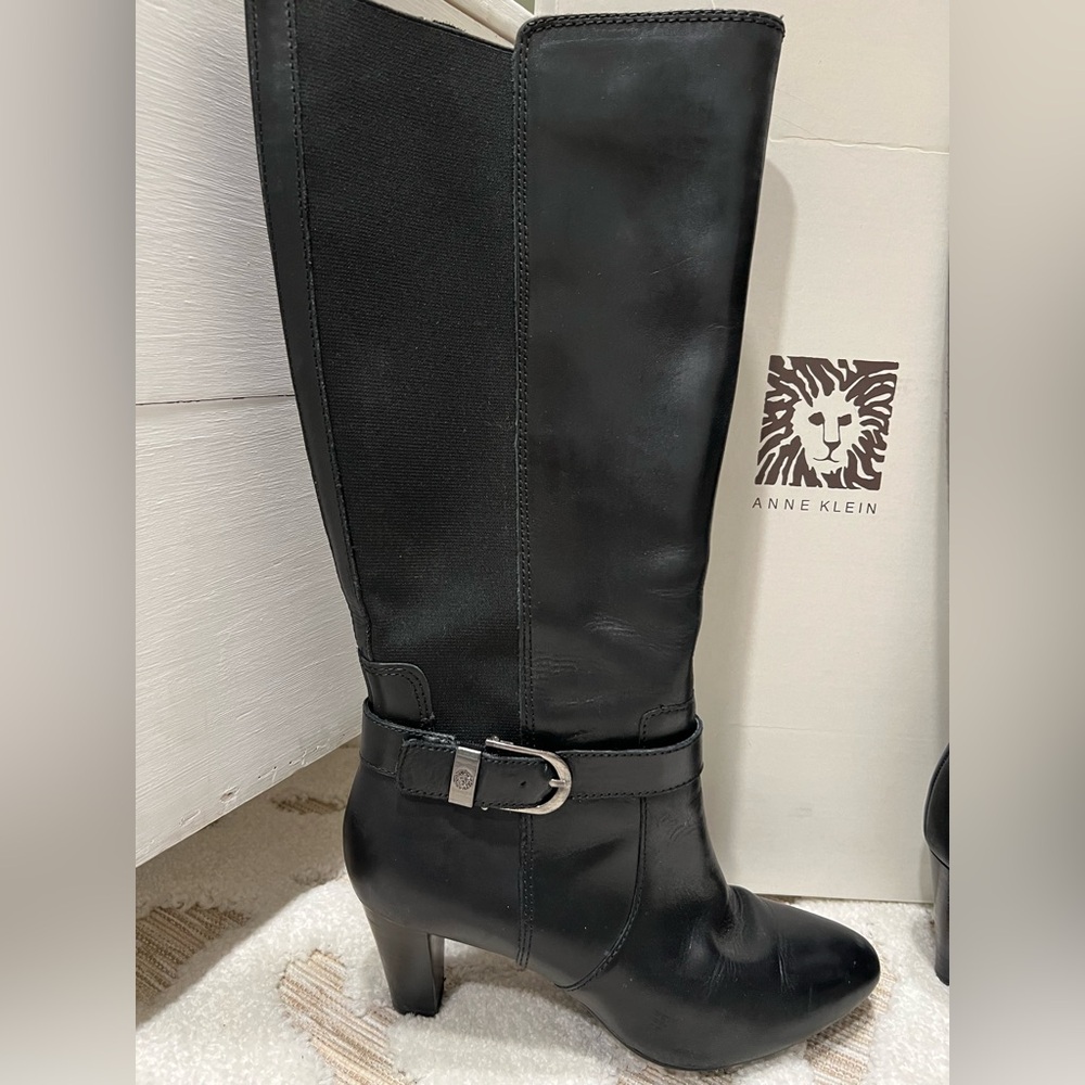 Anne Klein Black Heeled Boots